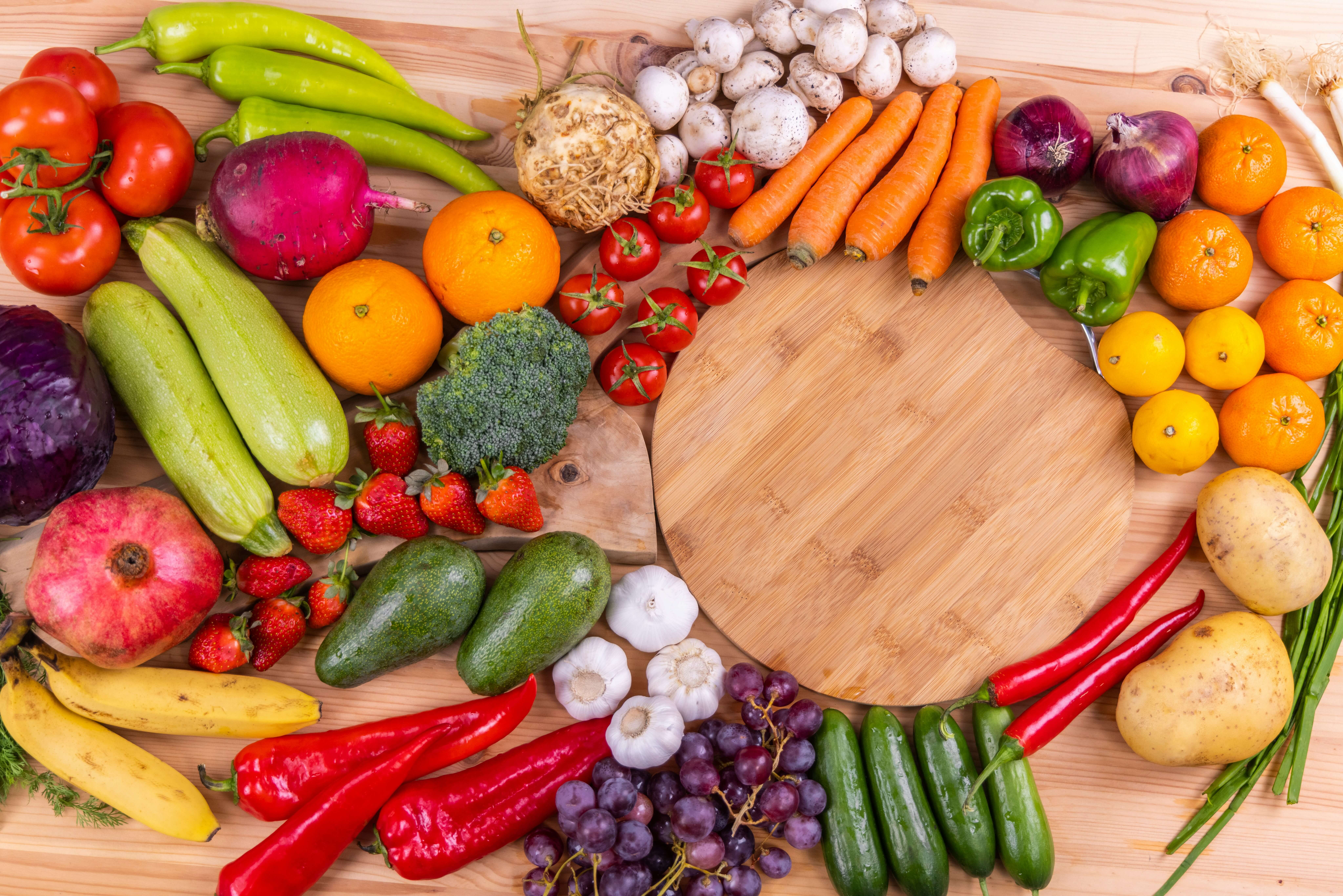 A table covered in fruits and vegetables